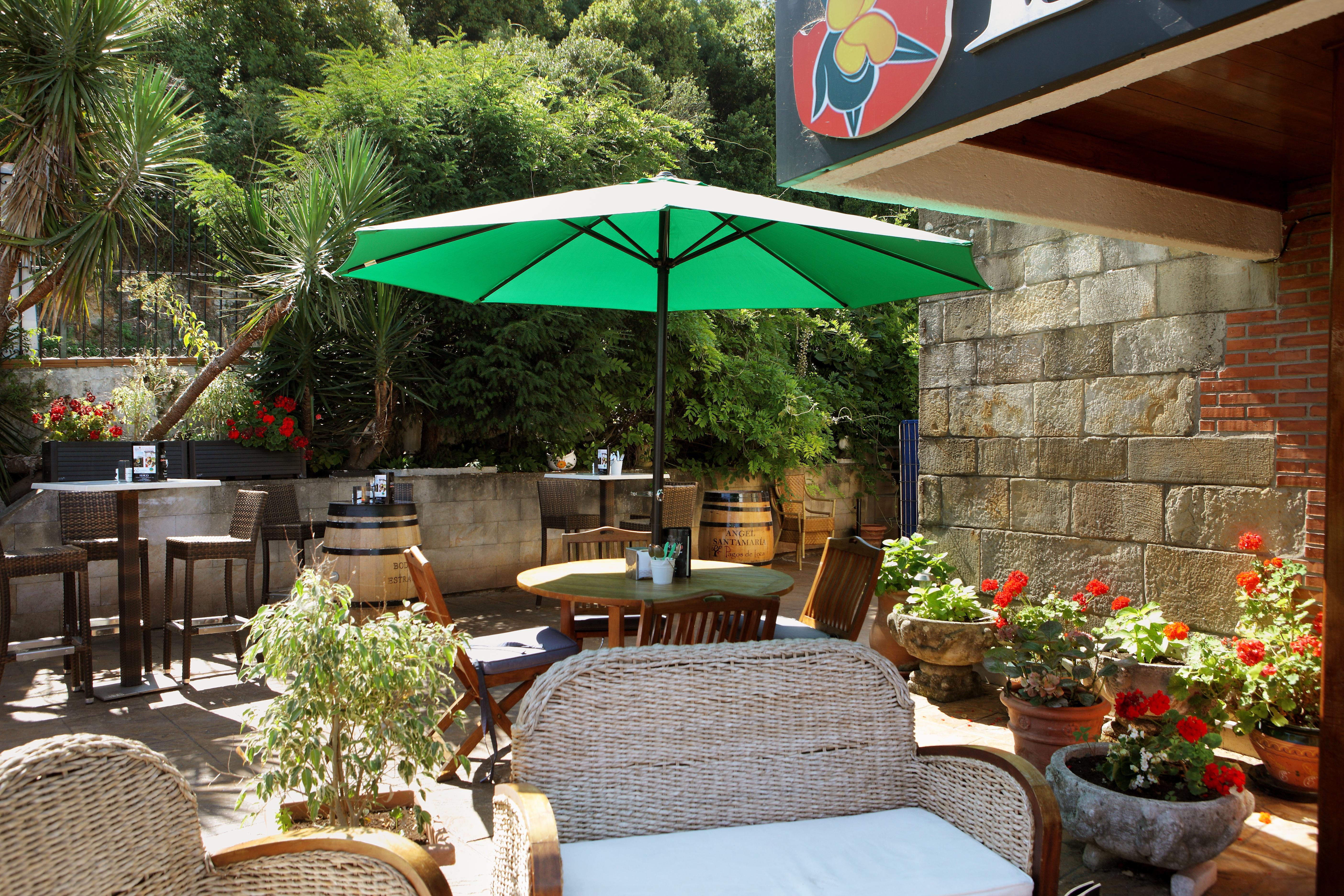 Hotel Restaurante Risco Laredo Bagian luar foto