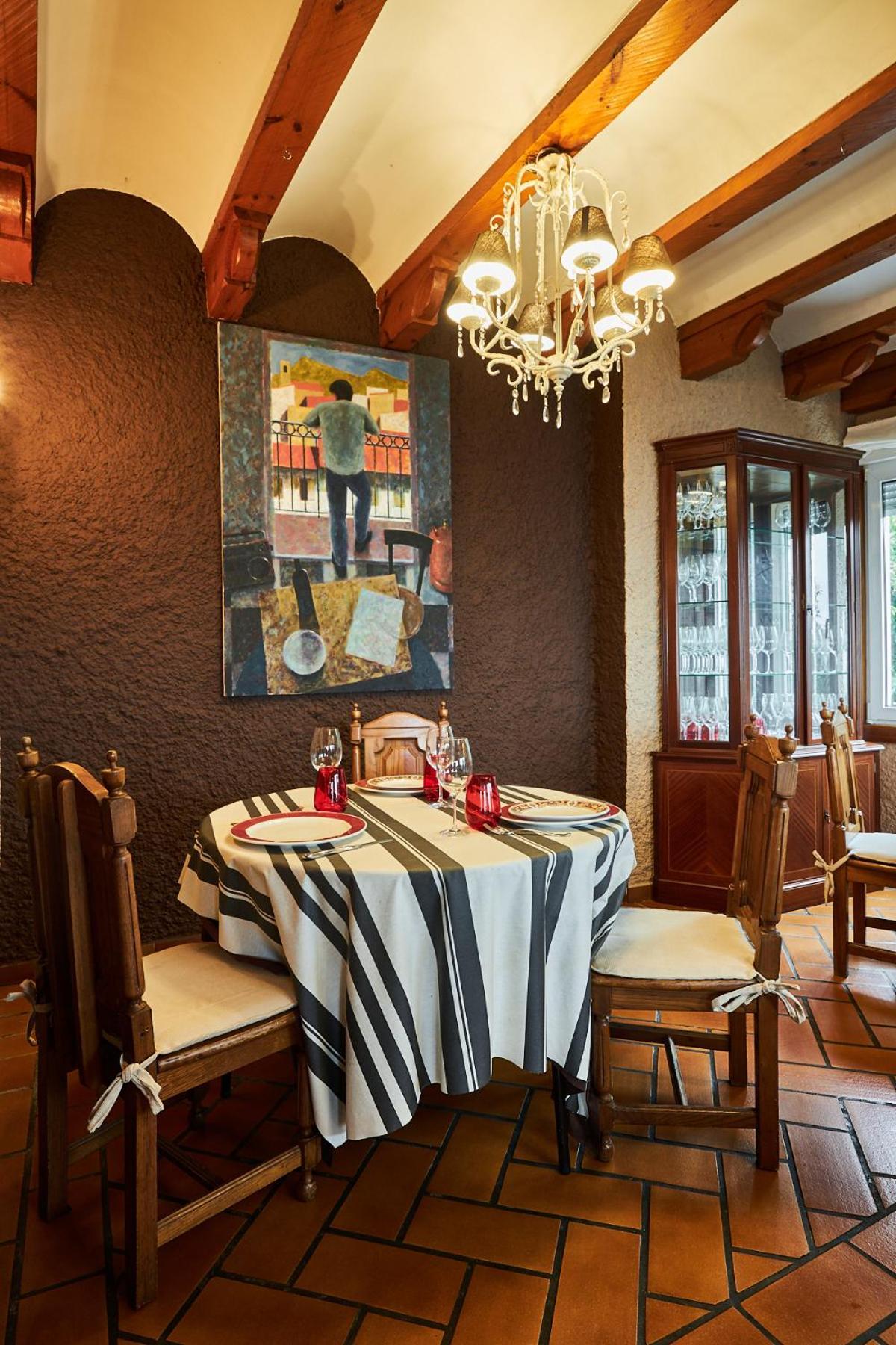 Hotel Restaurante Risco Laredo Bagian luar foto