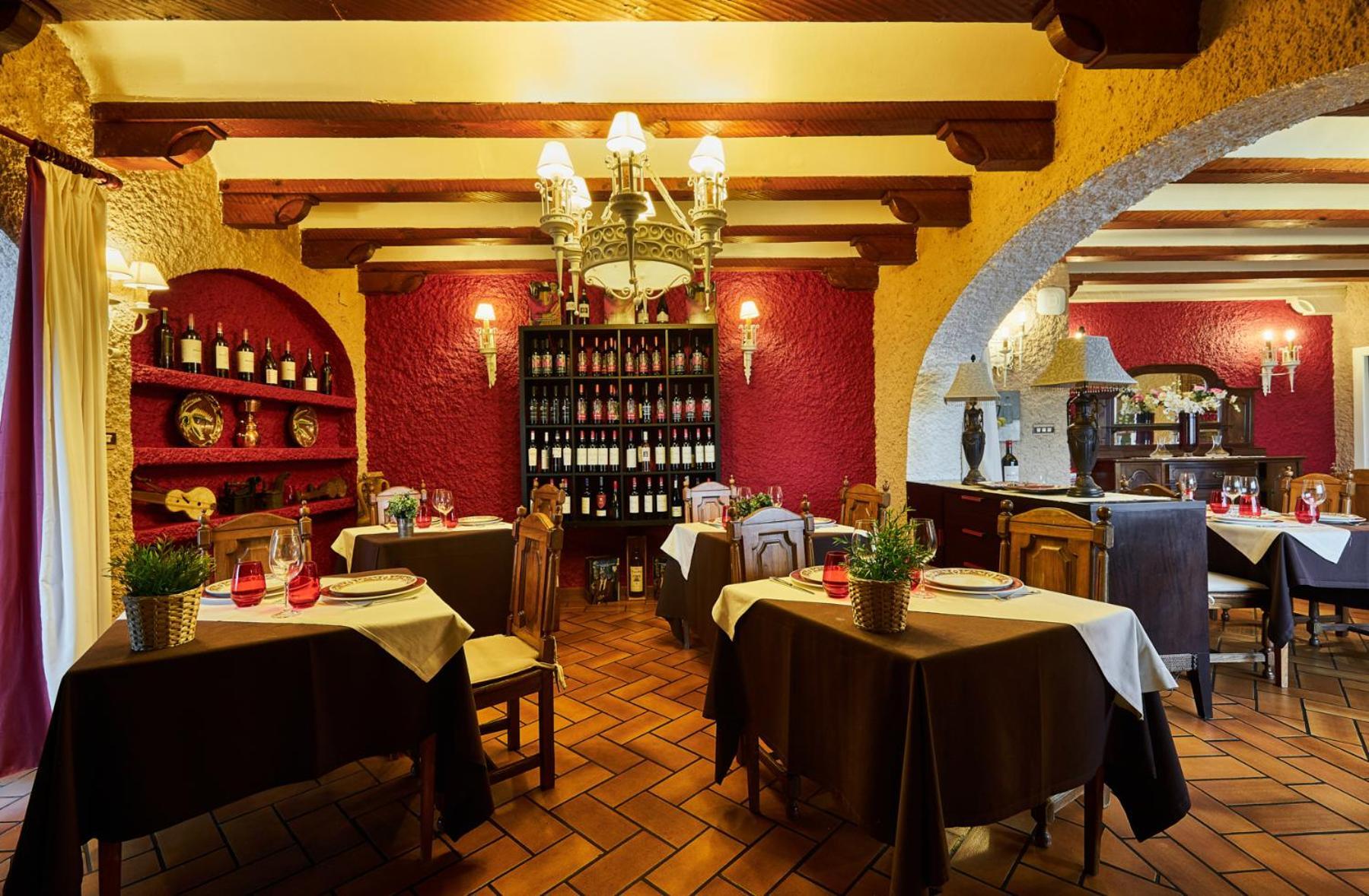 Hotel Restaurante Risco Laredo Bagian luar foto